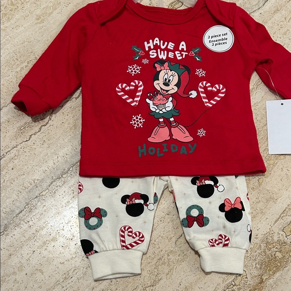 NEW 🆕 Disney Christmas Holiday Baby Outfit with Minnie Mouse 0-3 months